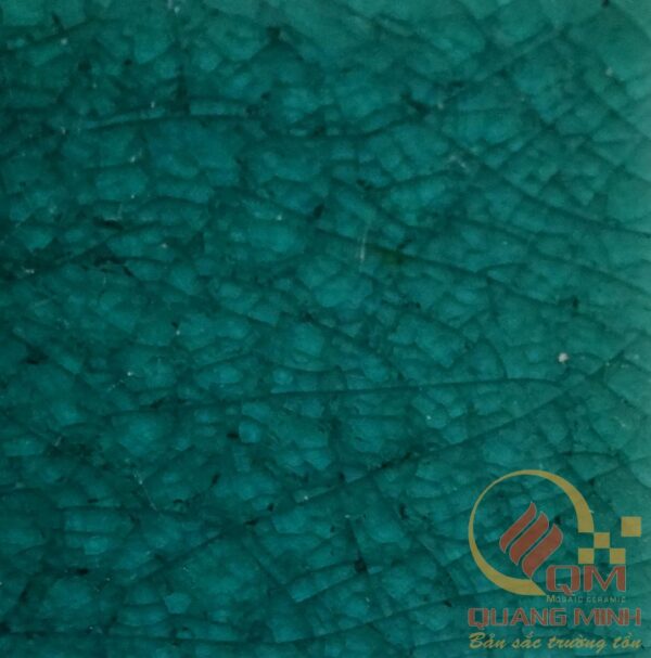 Gạch mosaic men thủy tinh được sử phổ biến trong trang trí không gian nội thất và ngoại thất