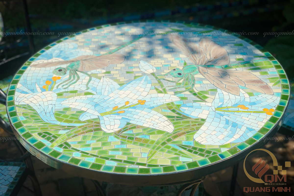 Bộ bàn ghế sân vườn khung sắt Mosaic gốm Hương Ly QM-BD04