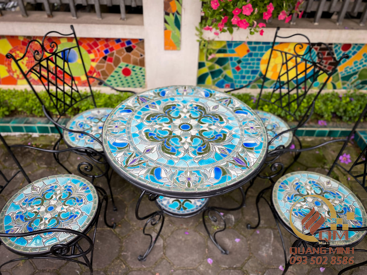 Bộ bàn ghế sân vườn khung sắt Mosaic gốm Ngọc Lam QM-BD09