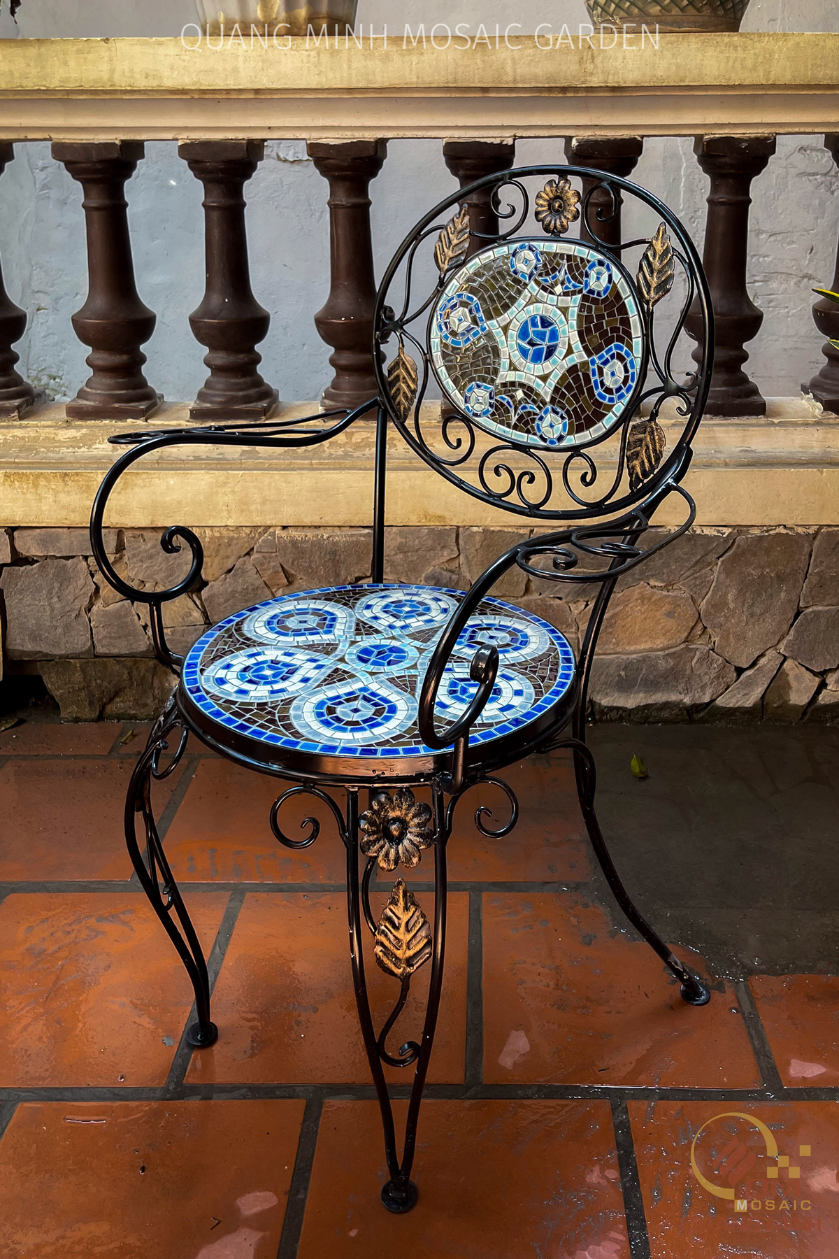Bộ bàn ghế sân vườn khung sắt Mosaic gốm Hoa Sao QM-BD06