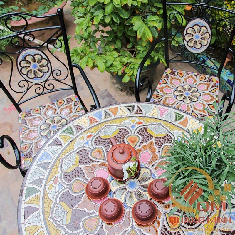 Bộ bàn ghế sân vườn khung sắt Mosaic gốm Sắc Xuân QM-BD08